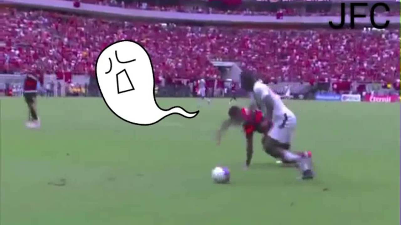 DRIBLE DESCONCERTANTE DE RIASCOS CONTRA O FLAMENGO