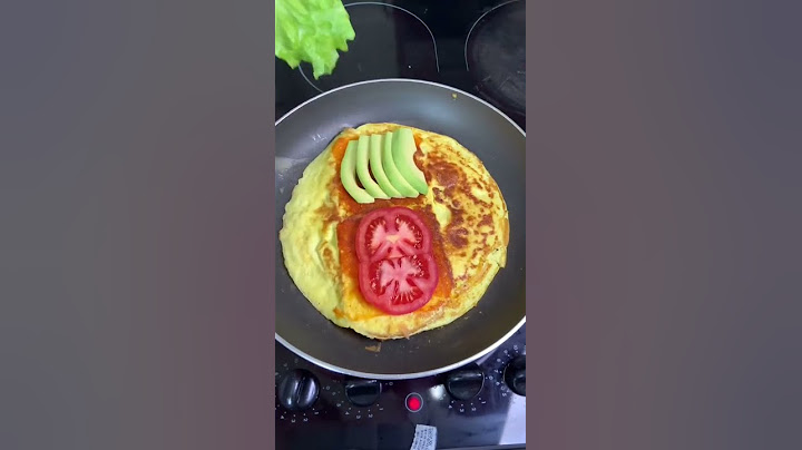 Chef's genius breakfast sandwich FOLDING HACK and all you need is a pan!