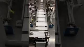 How does  the ear loop welding machine work?
