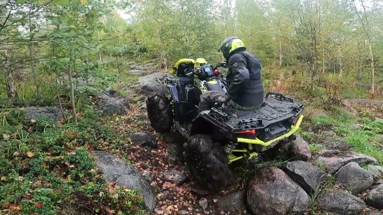 Askolan Alhonmäki yhellä kädellä ja perse penkissä ylös _ PariUraa _ Askola syysajokauden avajaiset