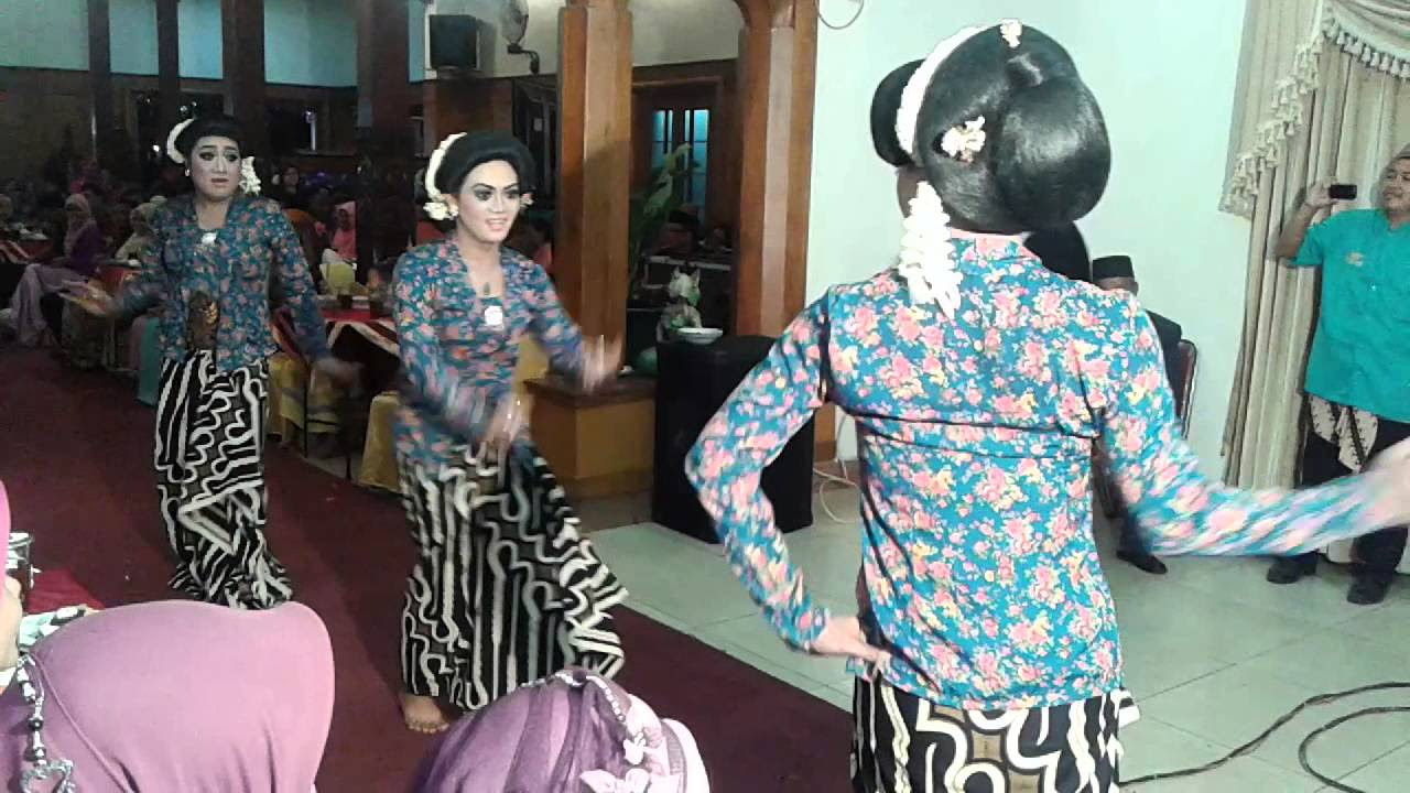 Gambyong jreng_Para Bintang 2014_Hotel Dana