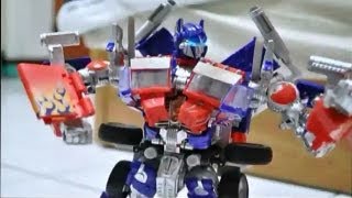 Transformers Stop Motion : Met with Prime 