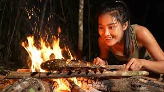 Beautiful Vietnamese girls survive in the jungle.##survival #jungle