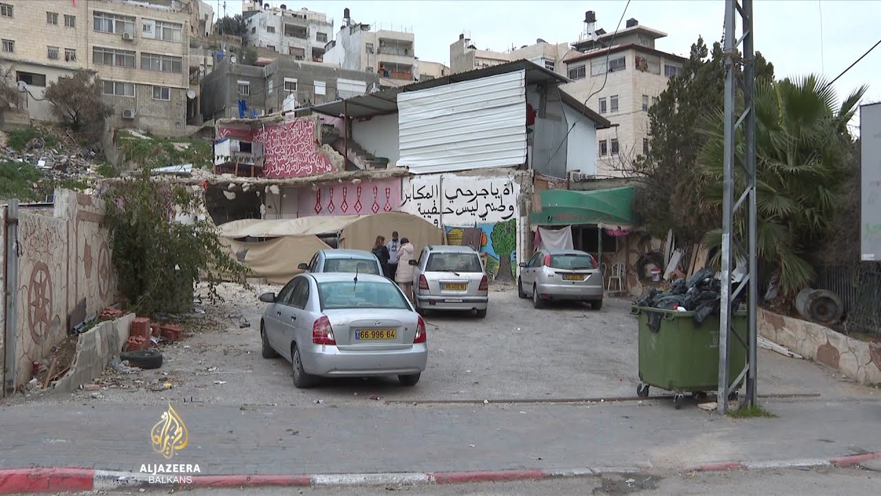 يرفض الفلسطينيون مغادرة منازلهم رغم العنف الإسرائيلي
