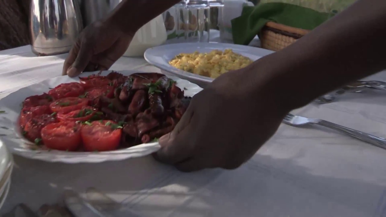 A Bush Breakfast at Sirikoi Lodge