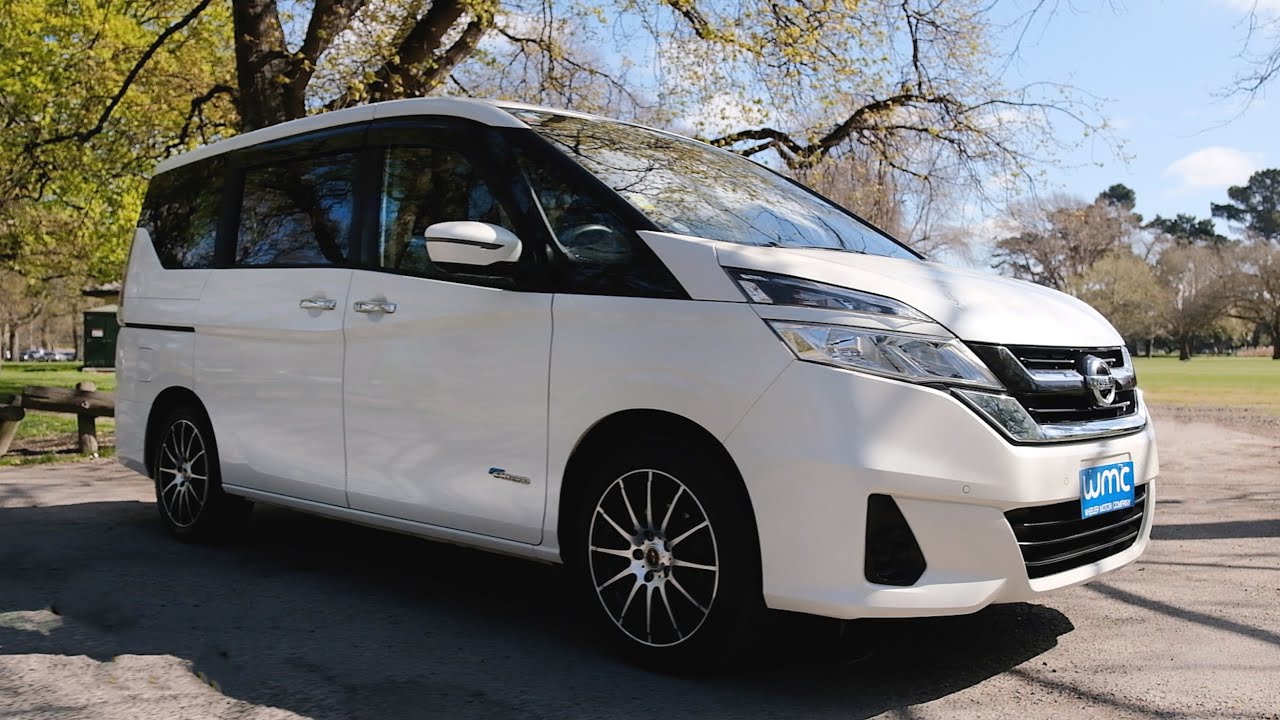 Сирена гибрид. Ниссан Серена 2017. Nissan Serena 2017. Nissan Serena Hybrid 2017. Nissan Serena 2017 Hybrid back.