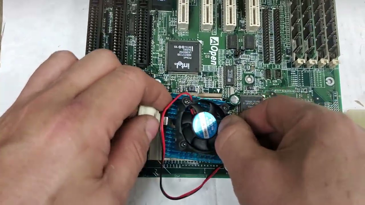 Vintage Acer AOpen AP53 Revival: Pentium CPU, RAM Test, 3 ISA + 4 PCI Slots