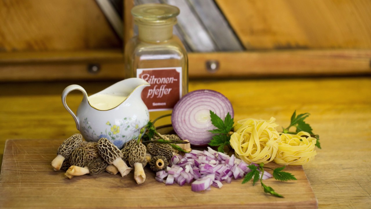 Maidinner: Morcheln und Wilder Spargel