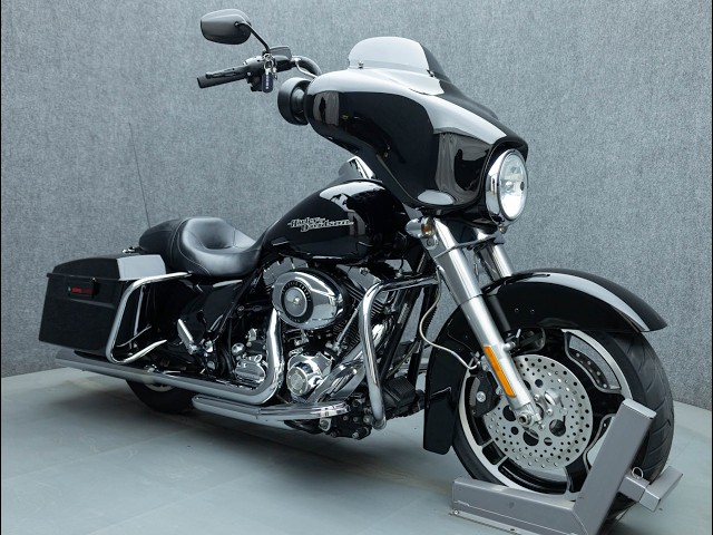 2010 HARLEY DAVIDSON FLHX STREET GLIDE - National Powersports