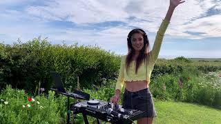 Sarah de Warren DJ Set - Sundowner House Mix