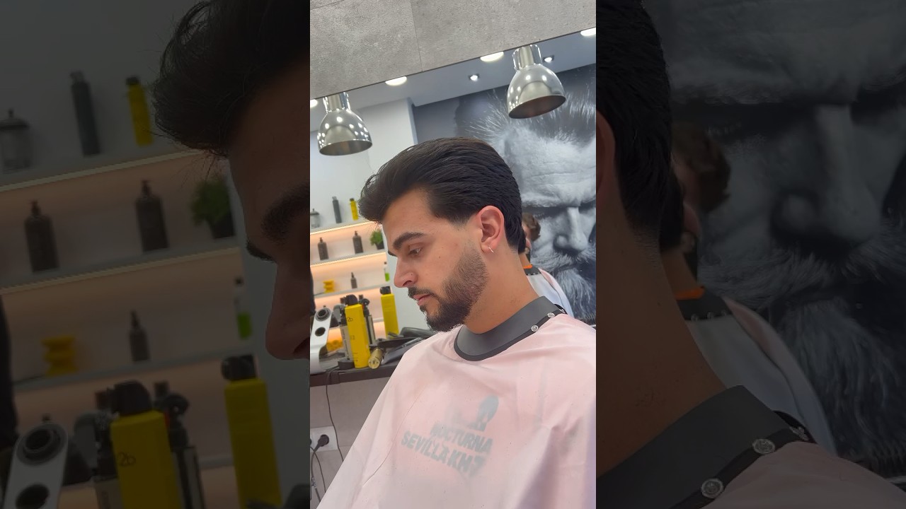 🧼Corte de caballero clásico con un suave taper fade en nuca. 