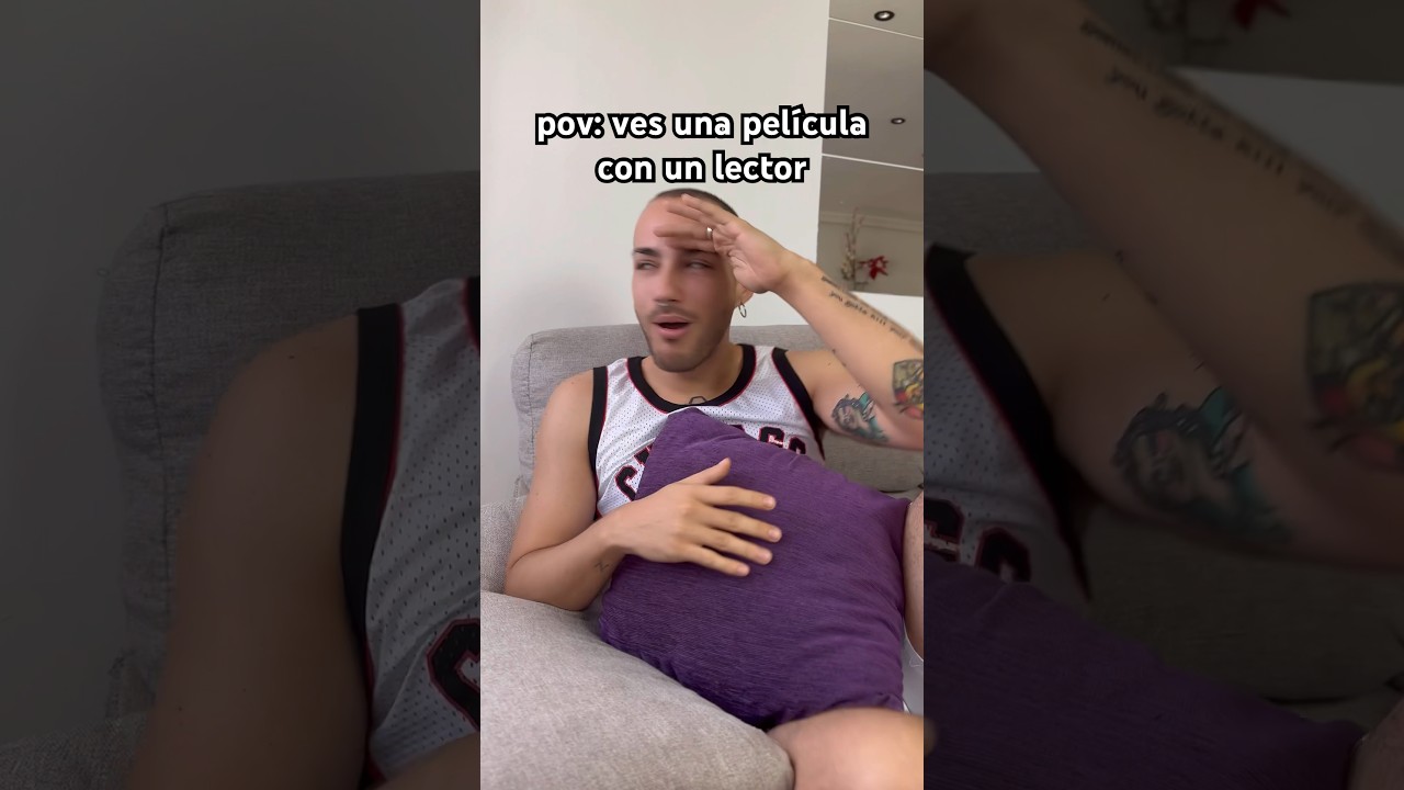 VER UNA PELÍCULA CON UN LECTOR 