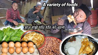 We cooked & ate different types of food in my village Home | Egg Fry Omelette | Rural cooking videos