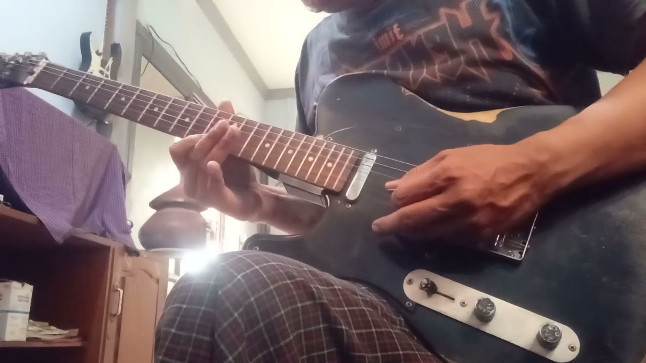 ကိုလွမ်းမိုး မနှင်းဆီ သီချင်း intro နဲ့solo တီးခတ်နည်းလေးပါ