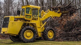 Fixing up the Abandoned Michigan Loader and working it