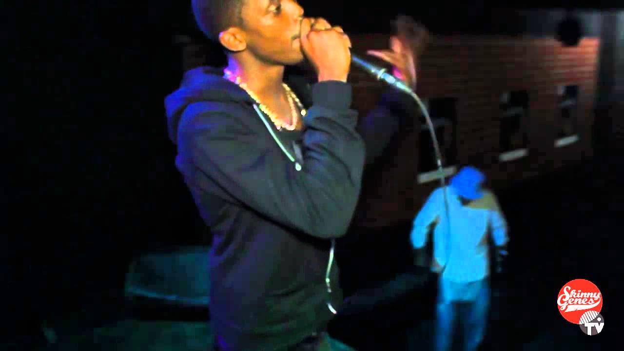 @LordBoolz performs at 