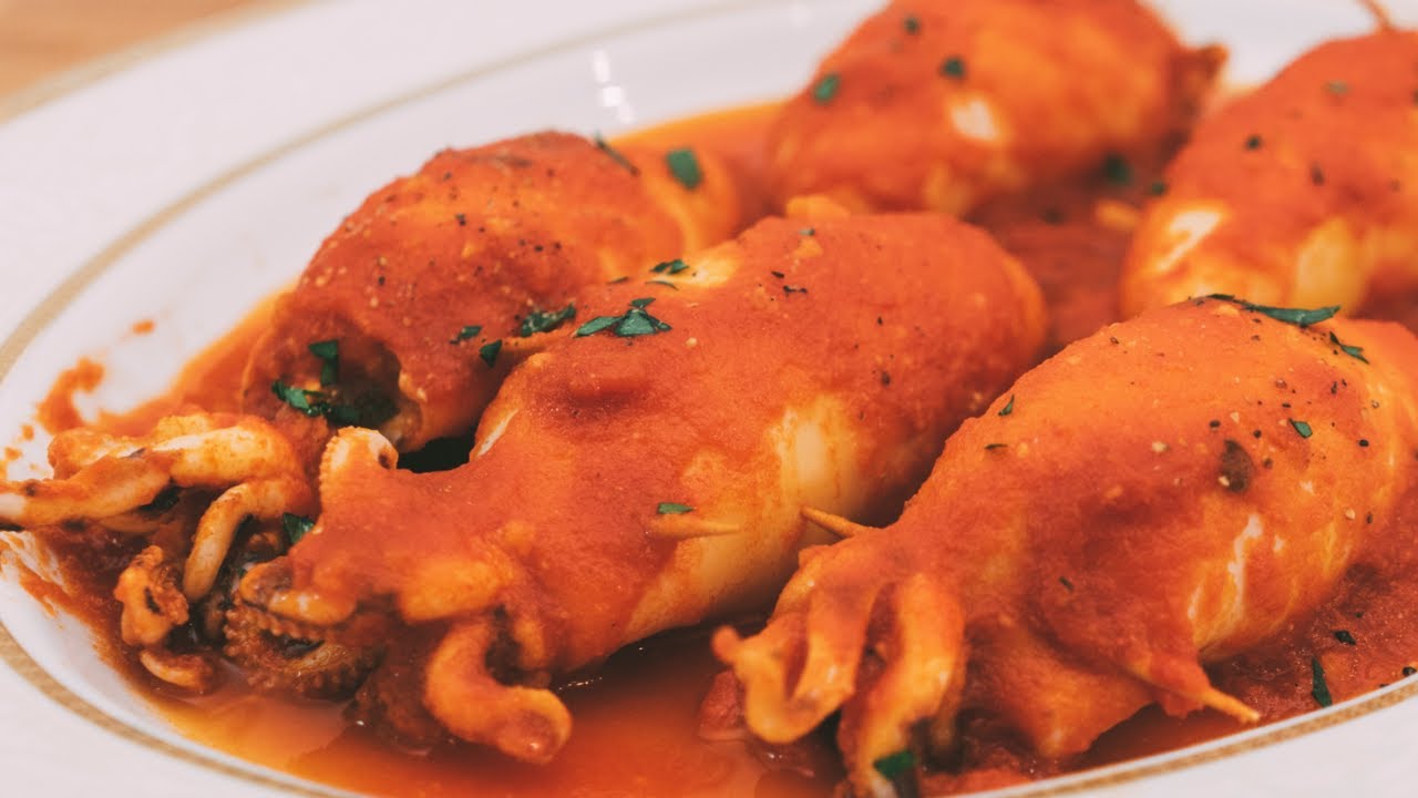 CALAMARI RIPIENI – ricetta sfiziosa del secondo piatto di pesce tradizionale