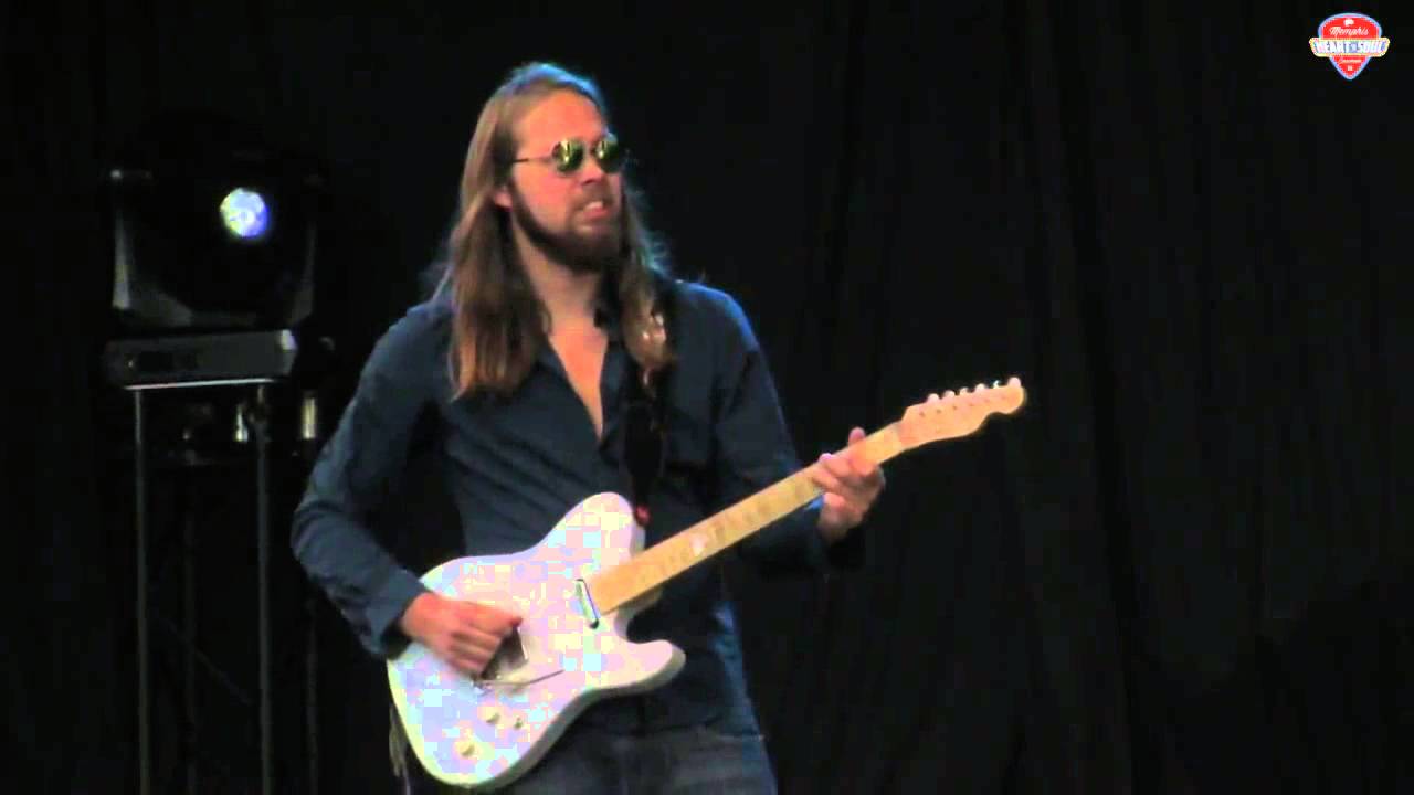 Ver Leif de Leeuw Band (with Tim Koning on drums): Ride Back Home en YouTube Ver Leif de Leeuw Band (with Tim Koning on drums): Ride Back Home en YouTube