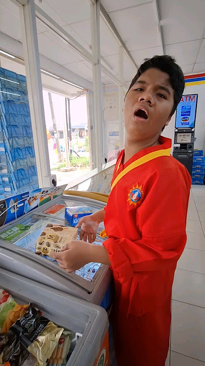 Fariz is sulking while buying ice cream at Indomaret #shorts