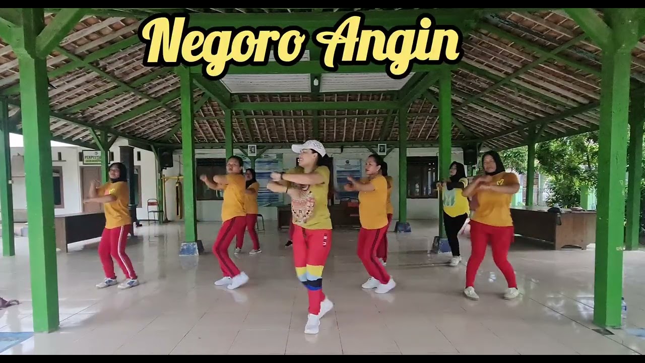 NEGORO ANGIN DENNY CAKNAN #tiktokviral #zumba #senamkreasi SUSIE BAYAN BLORA