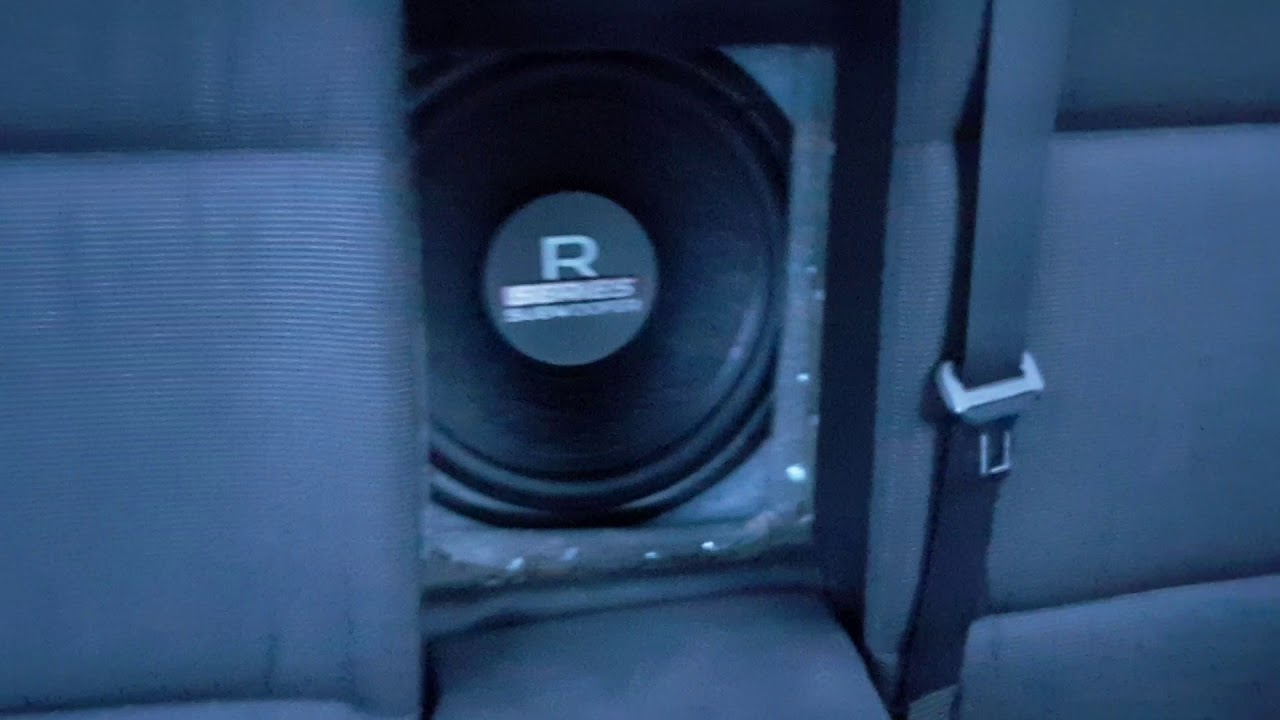 BMW E46 subwoofer System R12 Fitbox X165E46 R110.4 - YouTube