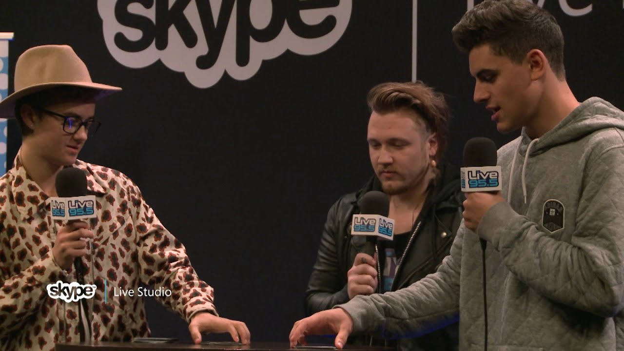 Huggie Plays Slap-Jack-Jack