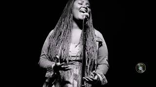 Lalah Hathaway/ Someday we&#39;ll be free (Live)