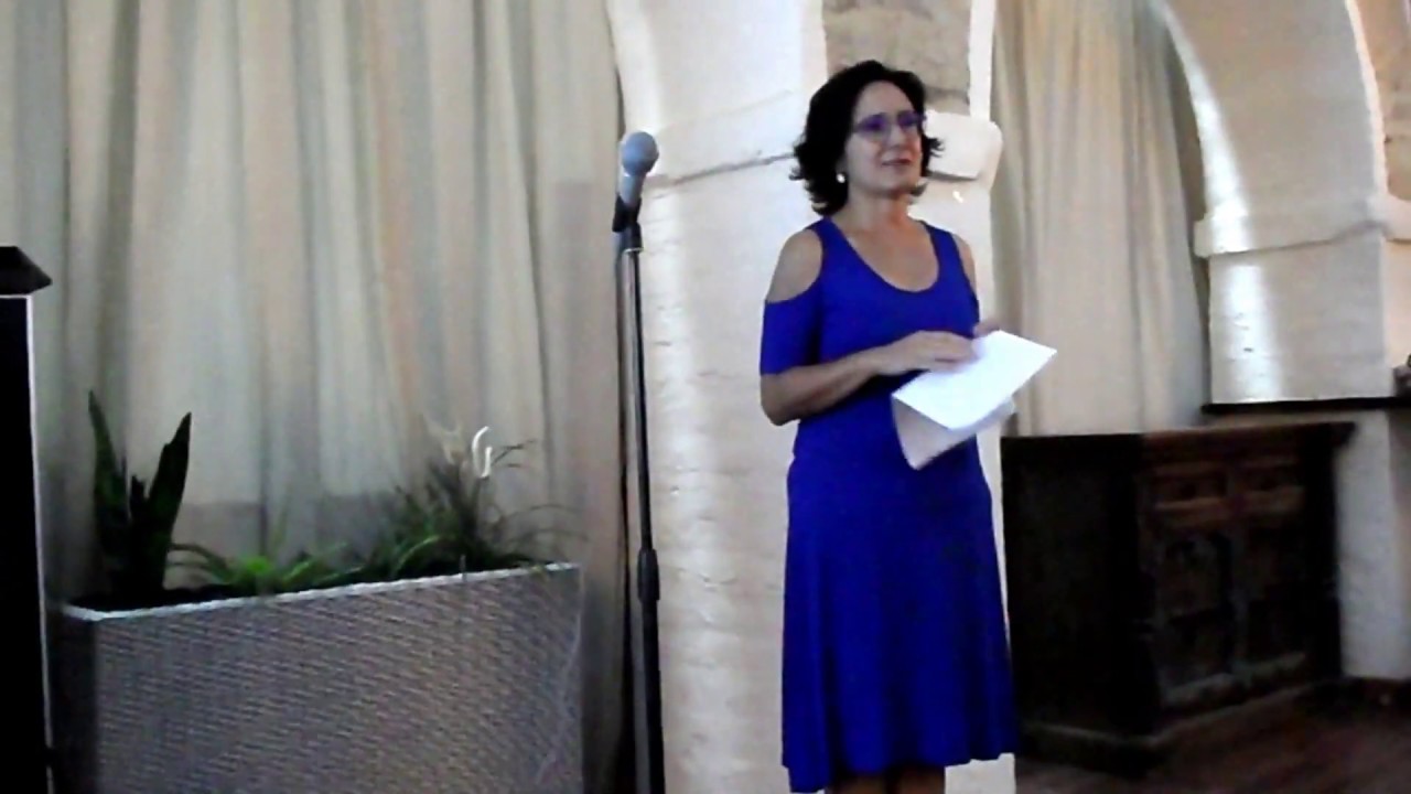 DISCURSO DE LA DIRECTORA. GRADUACIÓN DE