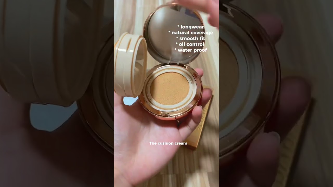 O.TWO.O 2 in 1 Powder & Cushion Cream