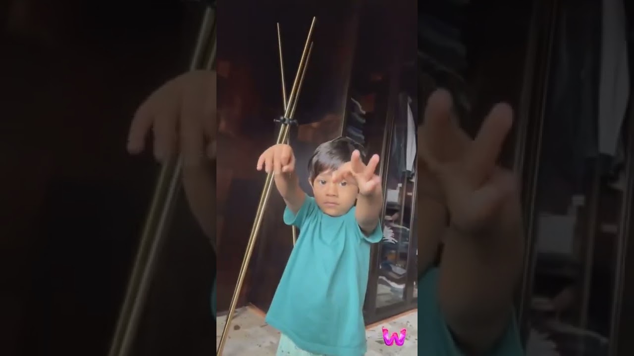 KGF Yash Playing with his Daughter & Son