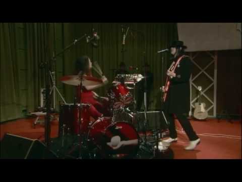 The White Stripes - Blue Orchid (live From The Basement, November 2005)