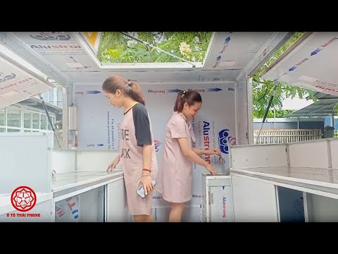 Xe bán trà sữa lưu động cùng 2 cô gái xinh đẹp!