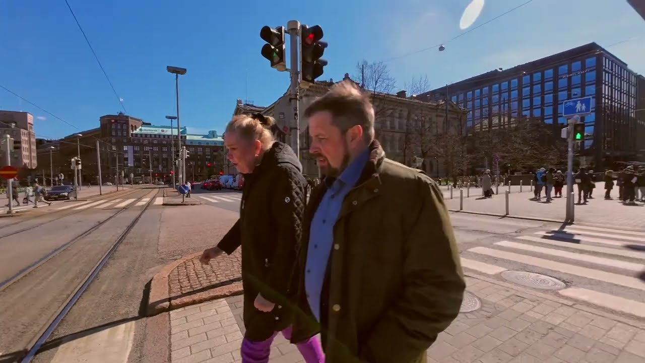 40 Minutes of Walking Around Helsinki City in Spring