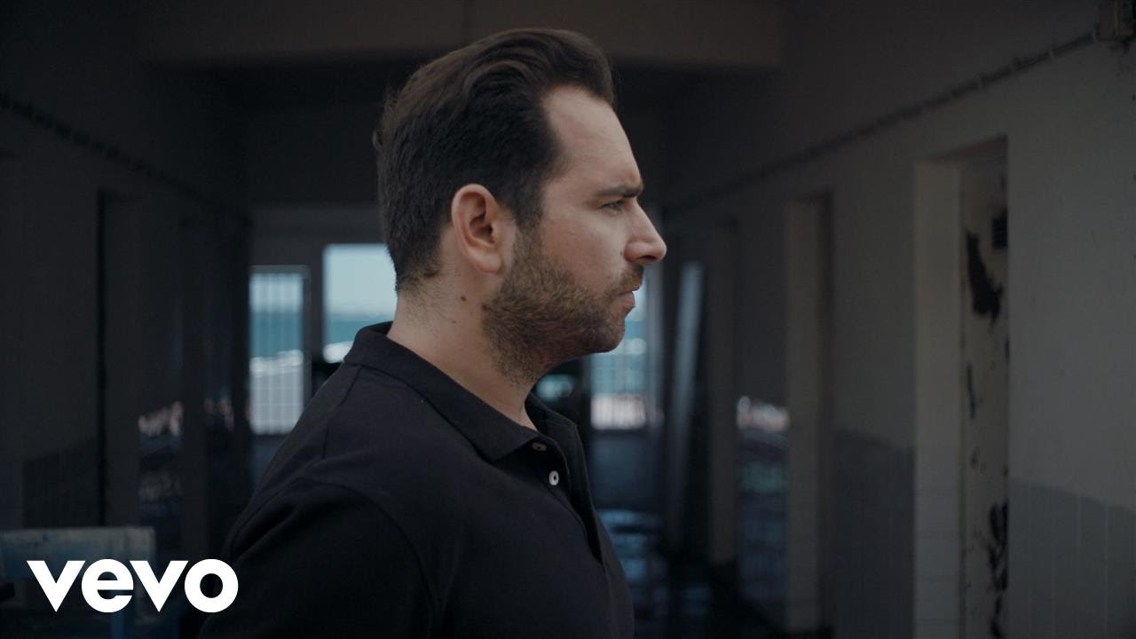 Marco Rodrigues - Fado Do Cobarde