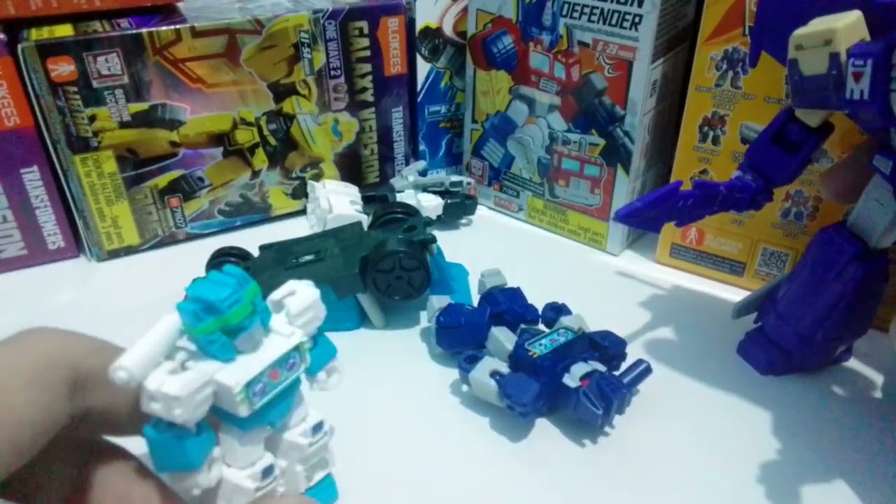 Hot rod vs blitzwing