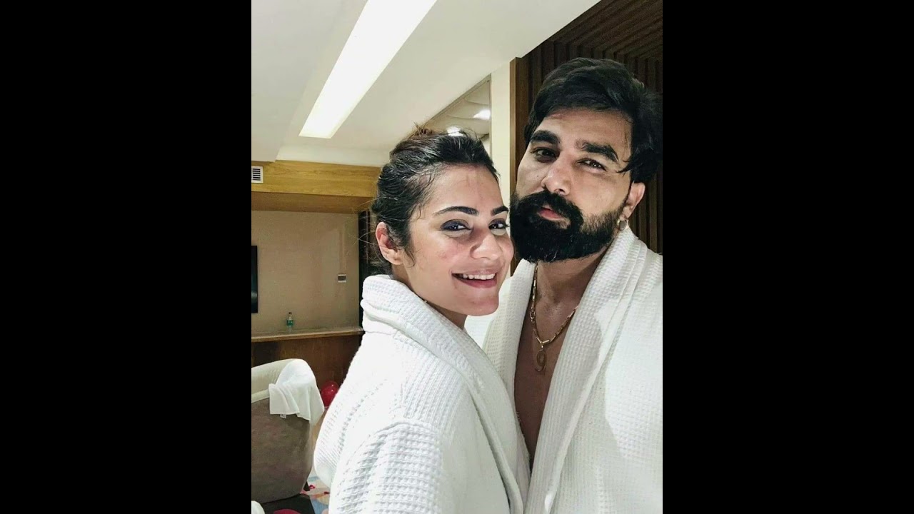 Kritika Malik’s Marriage Anniversary😍🥰 