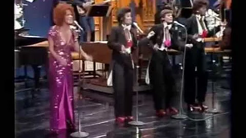 Lullaby Of Broadway Boogie Woogie Bugle Boy - Bette Midler - Johnny Carson 1973