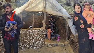 Nomadic mother:the journey of a mother and her little girl and their battle with their bad destiny😔