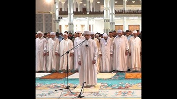 تلاوة عطرة من صلاة التراويح بجامع الجزائر بصوت القارئ عبد النّور باديس.