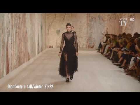 Video: Blogul Lui Úsula: Long Haute Couture