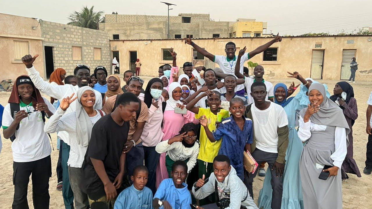 𝑻𝒉𝒆 𝑬𝒏𝒈𝒍𝒊𝒔𝒉 𝒂𝒇𝒕𝒆𝒓𝒏𝒐𝒐𝒏 𝒐𝒇 𝑨𝒍 𝑨𝒛𝒉𝒂𝒓 𝑬𝒏𝒈𝒍𝒊𝒔𝒉 𝒄𝒍𝒖𝒃 2026. 𝑶𝒏𝒆 𝒕𝒆𝒂𝒎 𝒐𝒏𝒆 𝒗𝒐𝒊𝒄𝒆,𝑬𝒏𝒈𝒍𝒊𝒔𝒉