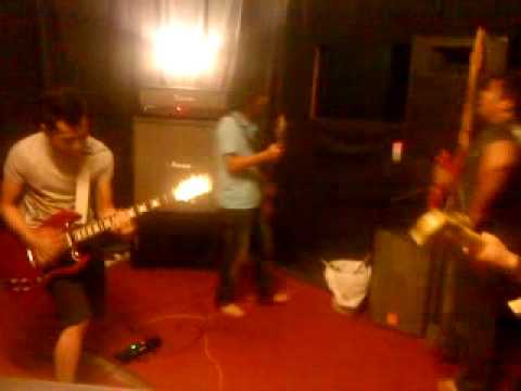 Estranged - Masa Cover
