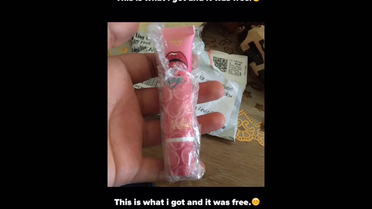 Download the app "MERCARI" details are in the bottom.