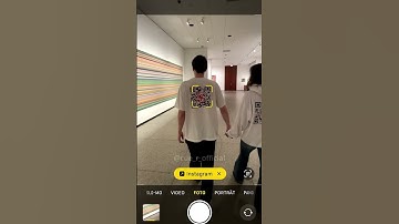 Wait until you see what happens at the end 😍🫂 #connect #meetnewfriends #qrcodeclothing #q#QRCode