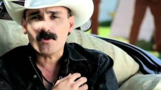 Video thumbnail of "Ella necesita-El Chapo de Sinaloa"