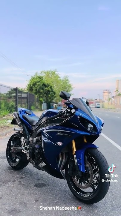R1 පිස්සුව 🤤👅 #youtubeshorts - YouTube