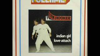 Video thumbnail of "Tom Hooker - Love Attack"