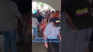 Tarde Bailable en Alajuela Costa Rica con Victor cantautor.