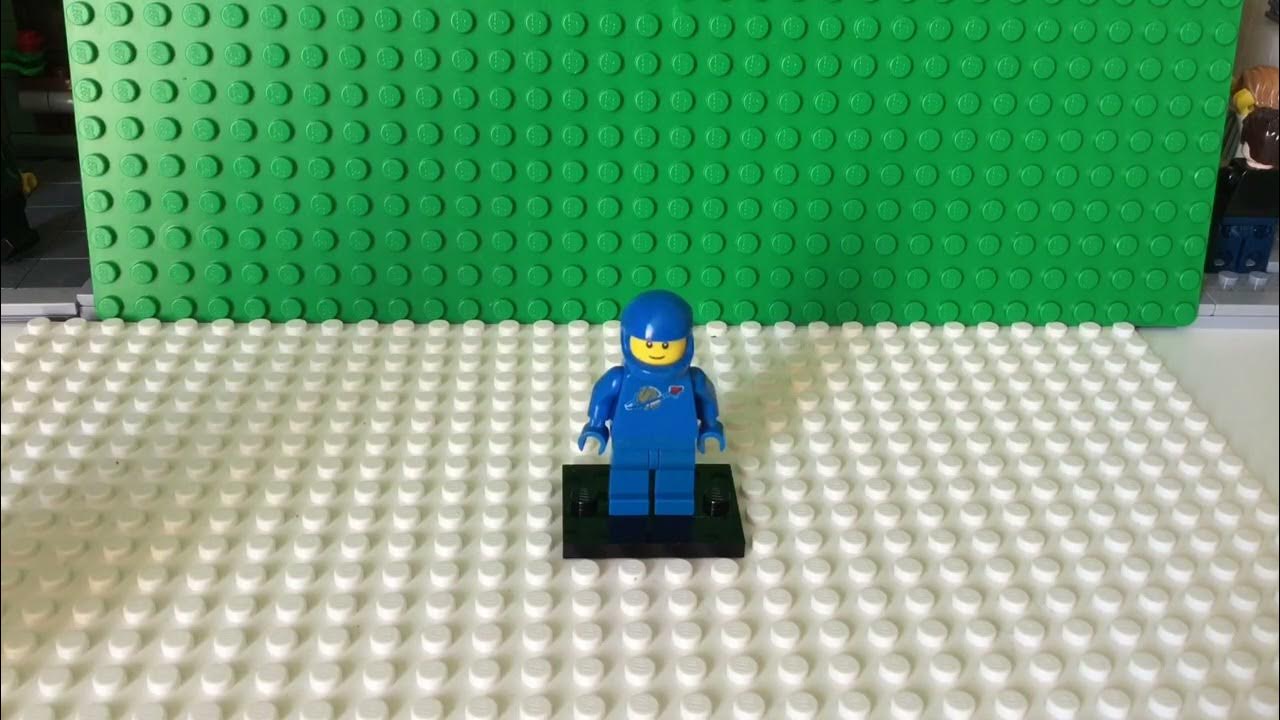I built a LEGO NOOB from ROBLOX as noob/amator/pro 