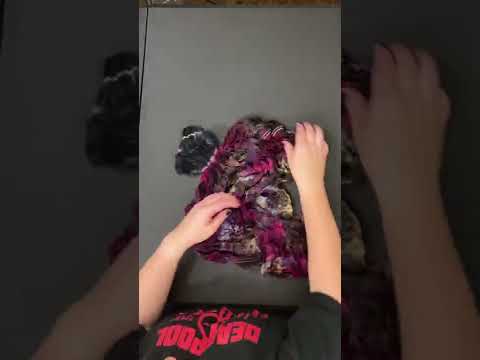 Video: Overhemden met lange mouwen binden met kleurstof (met afbeeldingen)